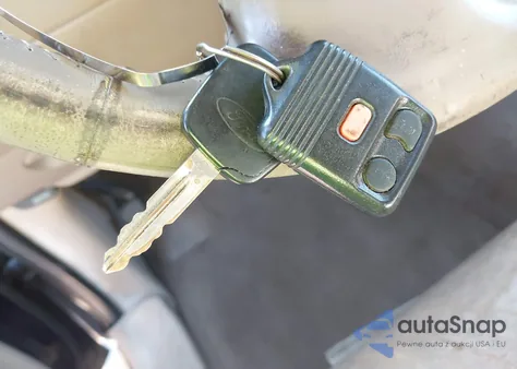 2001 Ford F-150 Lariat/Xl/Xlt из США, поврежденный, VIN 1FTRX18L51NB85514